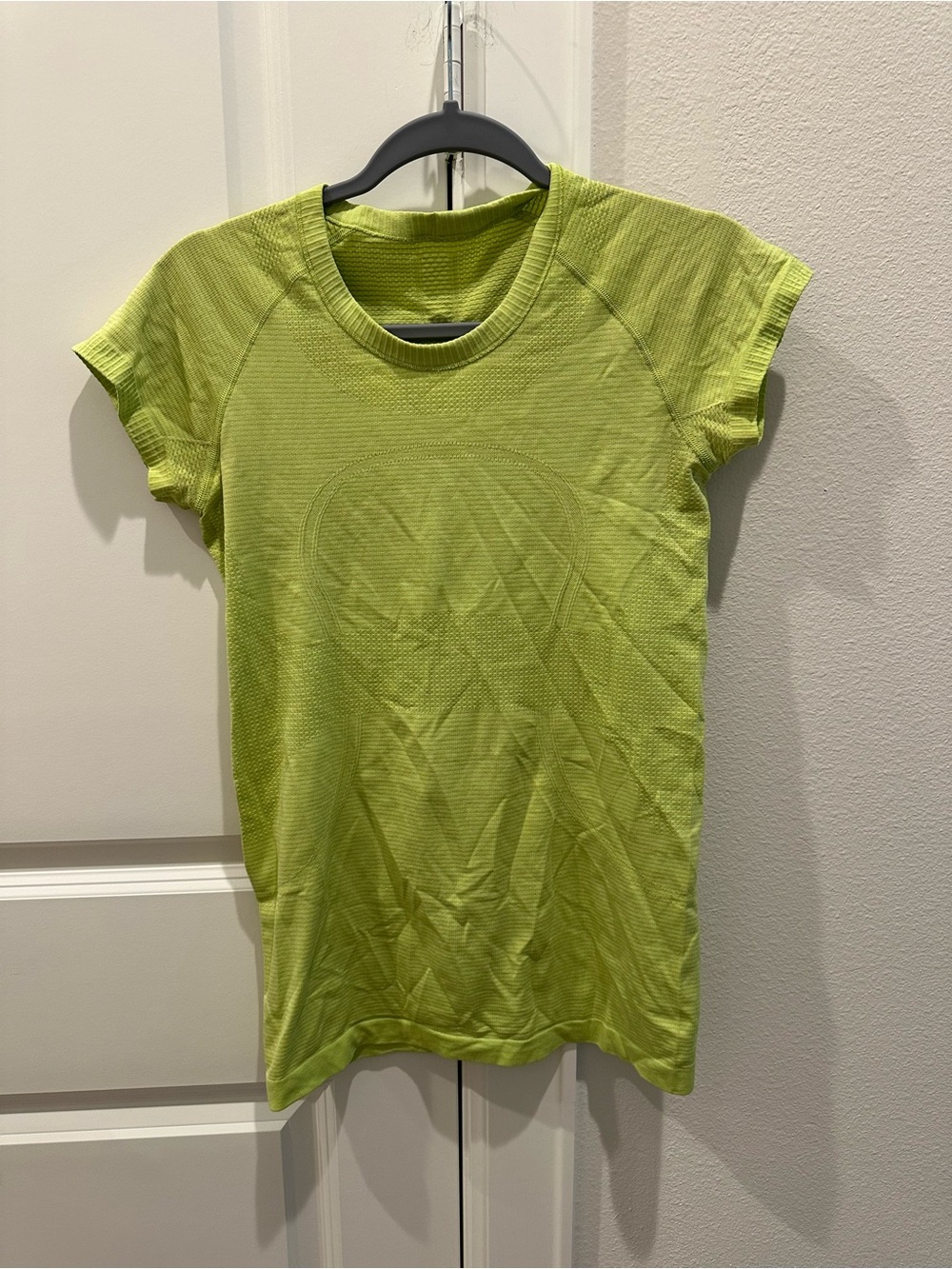 lululemon athletica Short Sleeve Crew Tee - Lime Green
